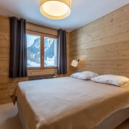 4 Pieces Pres Des Pistes Avec Balcon - - Fr-1-304-205 * La Clusaz