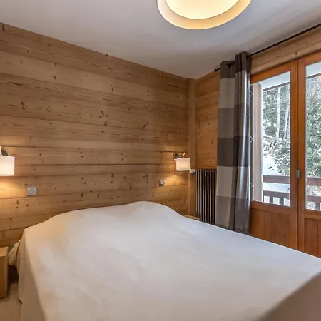 4 Pieces Pres Des Pistes Avec Balcon - - Fr-1-304-205 * La Clusaz